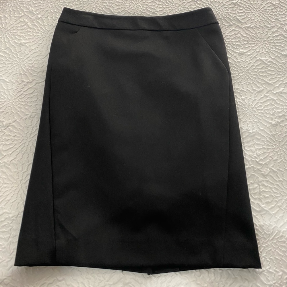 LOFT Black Pencil Skirt